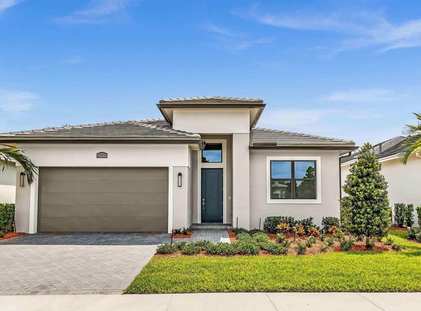 2760 SE Ashfield Drive, Port Saint Lucie, FL 34984