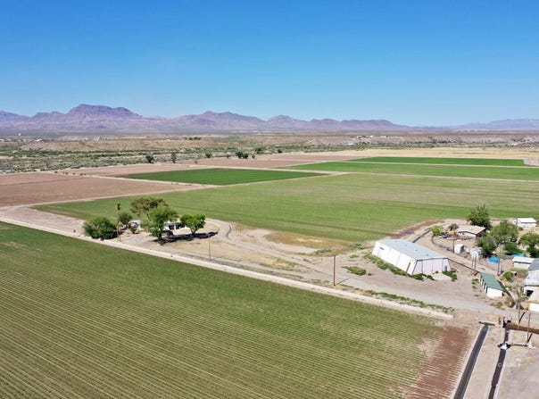 102&100 E 2nd St, Safford, AZ 85546