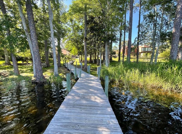 84 Hidden Cove Court, Valparaiso, FL 32580