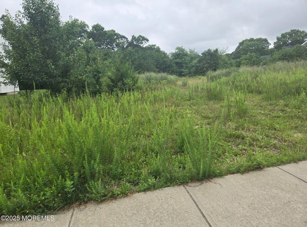 155 Littleworth Road, Manahawkin, NJ 08050