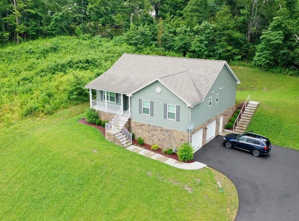 230 REDSTONE TER, FROSTBURG, MD 21532