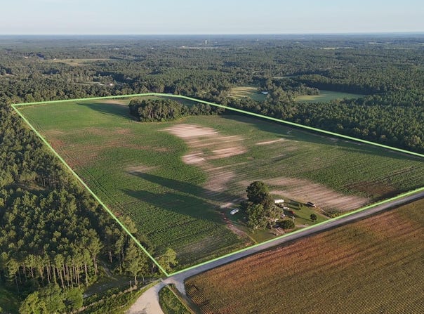 404 E E M White Road Road, DeFuniak Springs, FL 32433