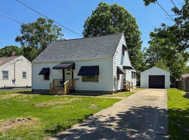 1892 Drexel Avenue NW, Warren, OH 44485