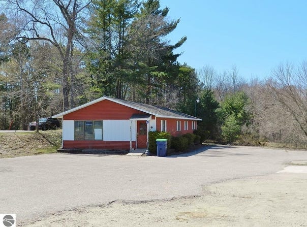 3415 Veterans Drive, Traverse City, MI 49684