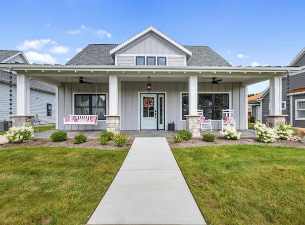 8202 Coneflower Cove, Kalamazoo, MI 49009