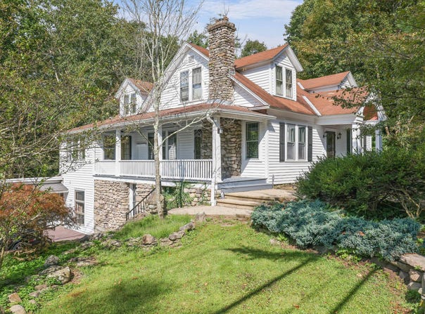 579 Golf Drive, Canadensis, PA 18325