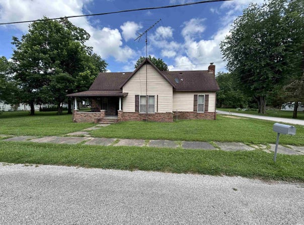 647 S Odon Street, Elnora, IN 47529