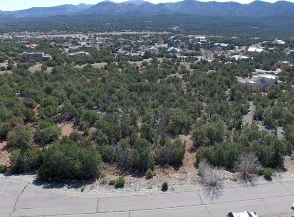 6 ABIQUIU Court, Sandia Park, NM 87047