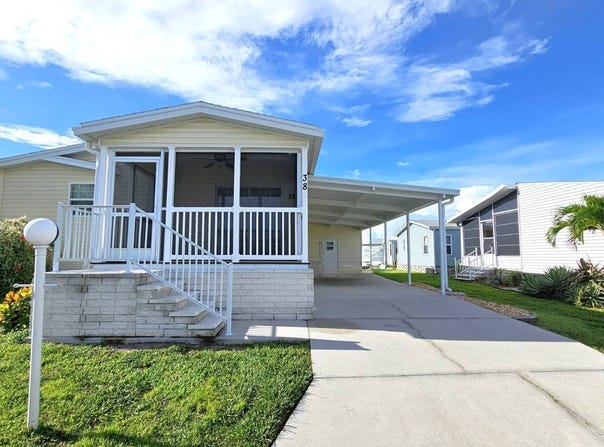 701 Aqui Esta Dr, Punta Gorda, FL 33950