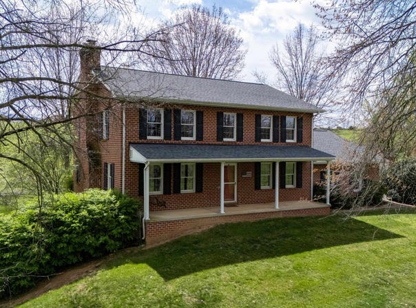 1699 MILL CREEK CROSSROADS, LURAY, VA 22835
