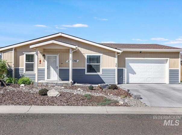 910 Moonglo Rd., Buhl, ID 83316-6181