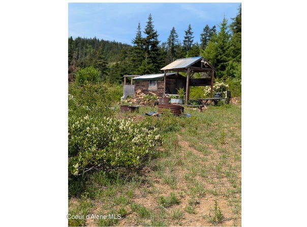472 Wildflower Dr, St. Maries, ID 83861