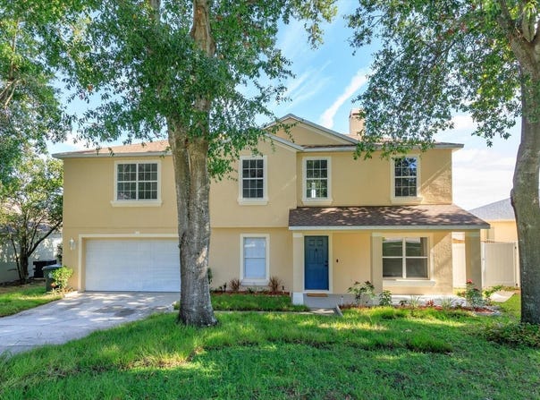2018 KNOLLCREST DRIVE, CLERMONT, FL 34711