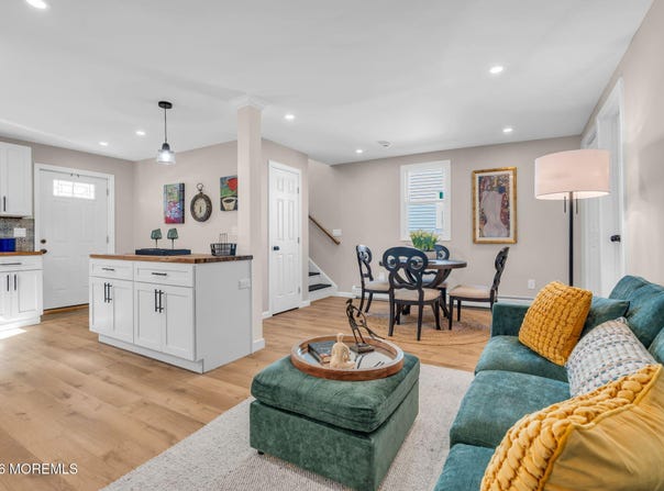 282 Carr Avenue, Keansburg, NJ 07734