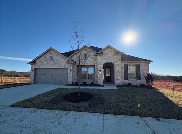 615 Forsyth Park Drive, Oak Point, TX 75068