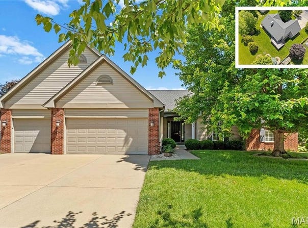 724 E Wesley Drive, O'Fallon, IL 62269