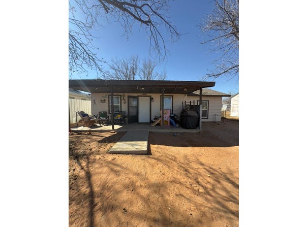 310 SE 3rd St, Andrews, TX 79714