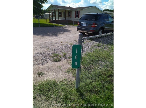 190 CREPE MRYTLE Drive, Pembroke, NC 28372