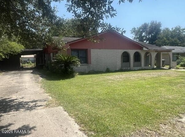 217 Orange Grove Drive, New Iberia, LA 70560