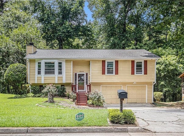 3245 Oakbrook Lane, Clarkston, GA 30021
