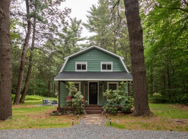 235 3rd Street, Pocono Pines, PA 18350
