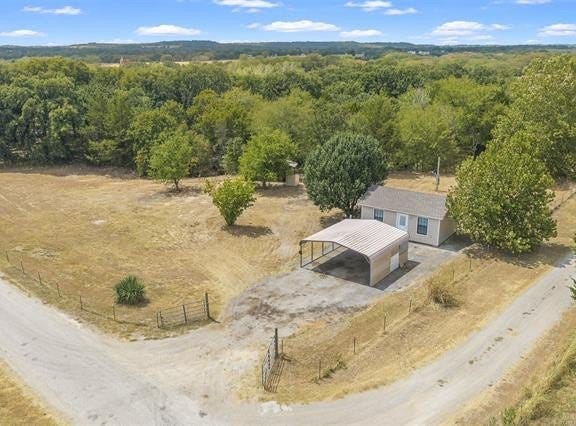 3358 Peery Road, Marietta, OK 73448