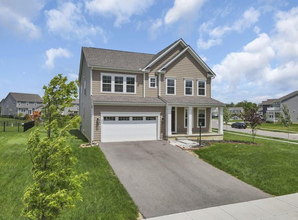 592 Courtright Drive E, Pickerington, OH 43147