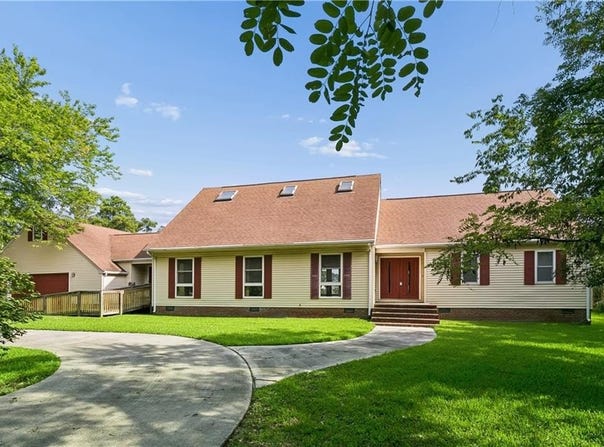 719 Poquoson Avenue, Poquoson, VA 23662