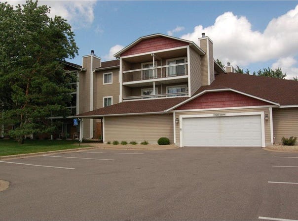7600 157th Street W, Apple Valley, MN 55124