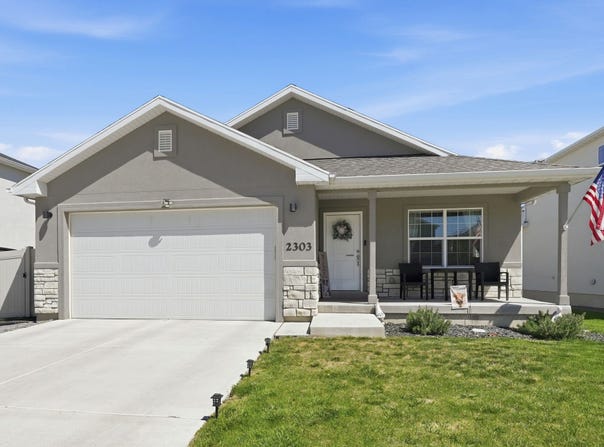 2303 E TUMBLEWEED Rd, Eagle Mountain, UT 84005
