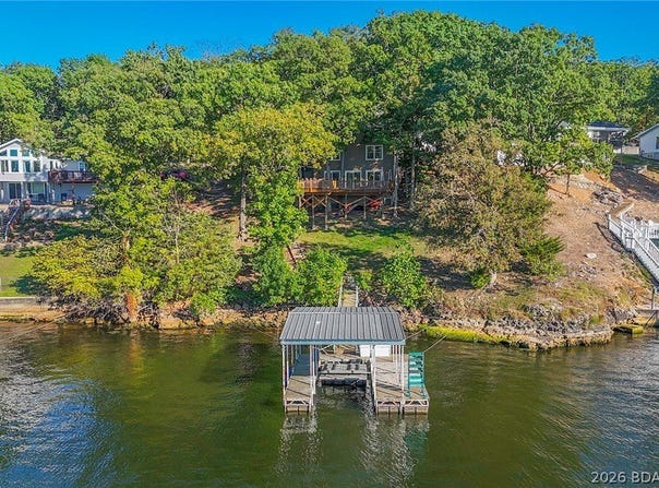 2441 Mohawk Lane, Osage Beach, MO 65065