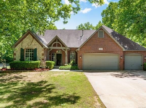 28310 E 6th Place, Catoosa, OK 74015