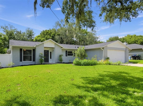 2638 BALKAN Street, APOPKA, FL 32703
