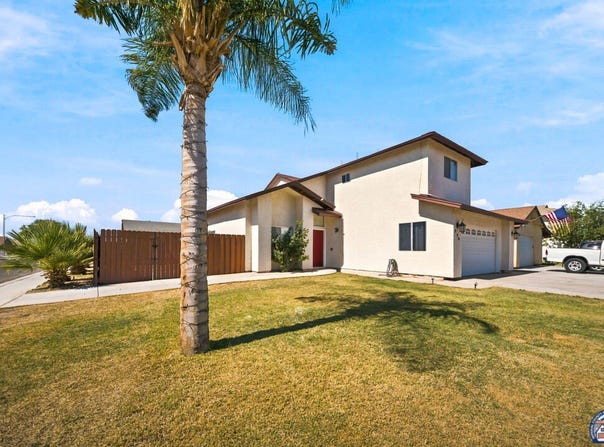 320 Silverado Trl, Imperial, CA 92251