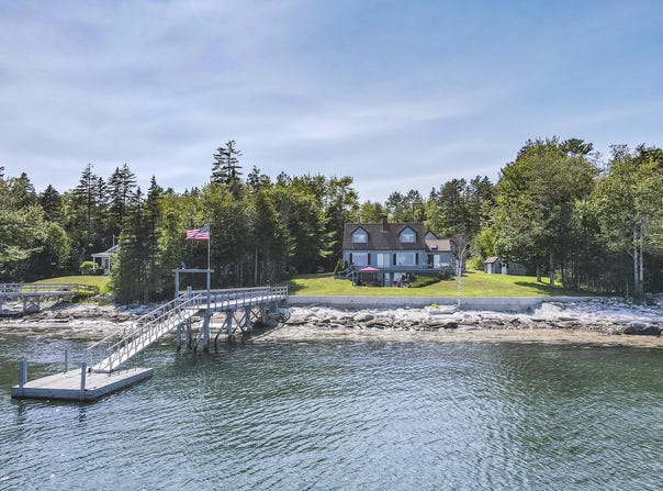 65 Haskell Point Road, Saint George, ME 04860