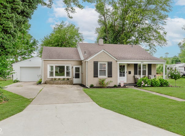 209 N John Street, Pendleton, IN 46064