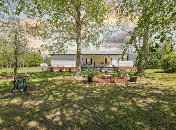 1837 W Cook Rd, Dothan, AL 36301