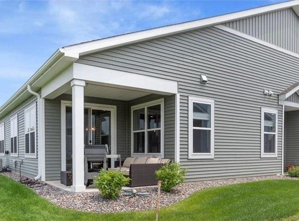 15730 Goodview Trail N, Hugo, MN 55038