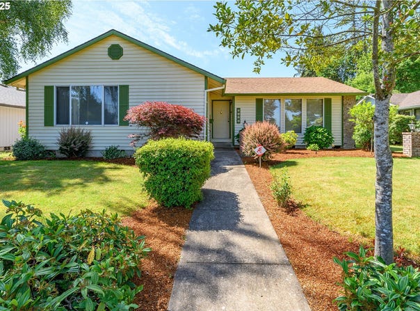 1400 NE 19TH ST, McMinnville, OR 97128