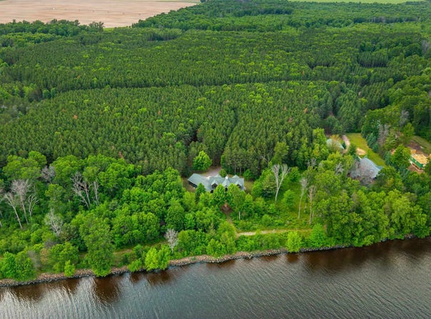 W5271 Southview Drive, Necedah, WI 54646