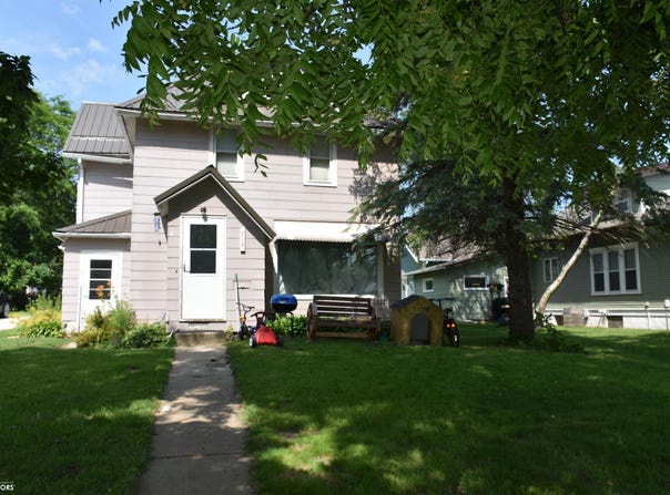715 N Oak Street, Iowa Falls, IA 50126