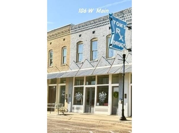 106 W Main St, Baldwyn, MS 38824