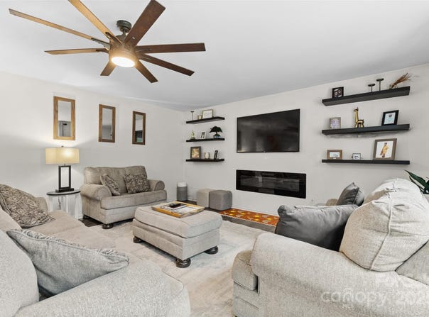 1528 Magnolia Drive, Lancaster, SC 29720