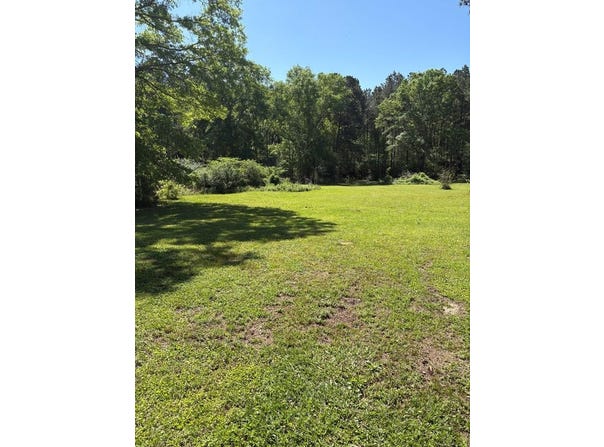 30 SASSY LANE, Laurel, MS 39443