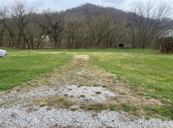 1174 Conn Street, Ivel, KY 41642