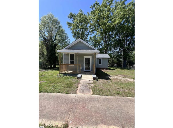 205 Moultrie Street, Joanna, SC 29351