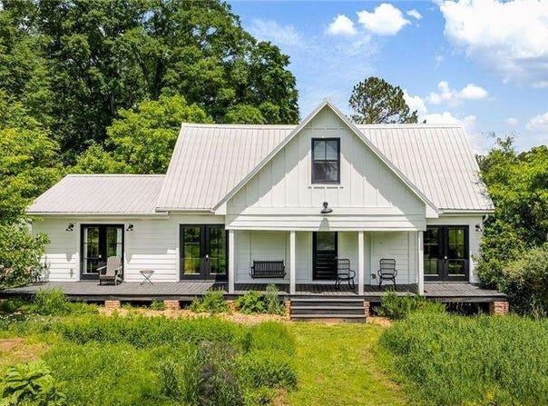 10975 Hutcheson Ferry, Chattahoochee Hills, GA 30268