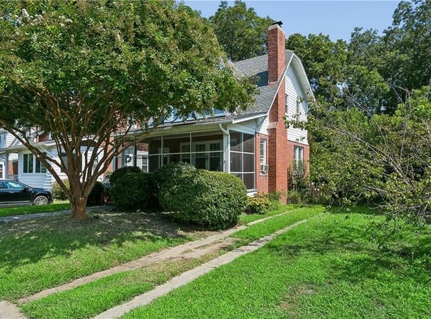 44 Cherry Avenue, Hampton, VA 23661
