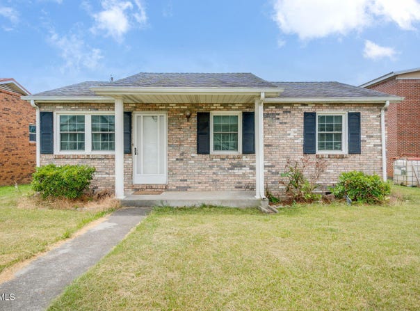 308 E Cottage Avenue, Elizabethton, TN 37643
