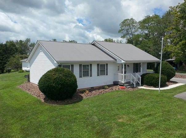 564 Shuler Hollow Rd., Chilhowie, VA 24319